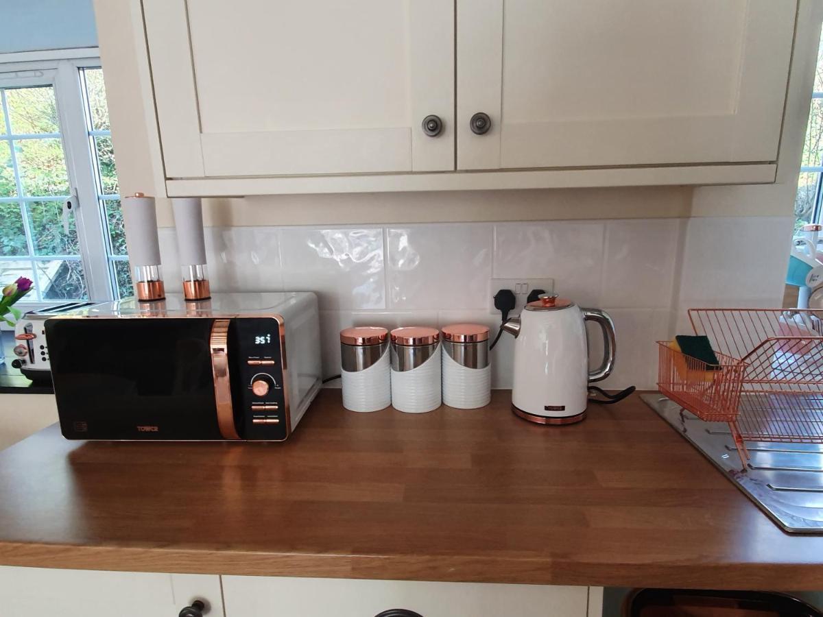 No 4 Trelawney Apartment - Onsite Bar - Restaurant - Horse Riding Menheniot Esterno foto